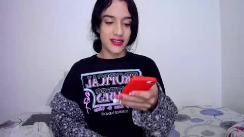 Snapshot of latinsecretfantasy chatting on January 2, 4:13 pm latinsecretfantasy online show from January 2, 4:13 pm