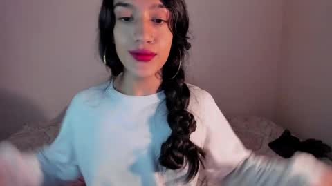 Snapshot of latinsecretfantasy chatting on February 17, 8:47 pm latinsecretfantasy online show from February 17, 8:47 pm