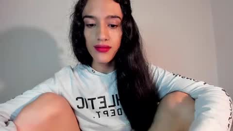 Snapshot of latinsecretfantasy chatting on February 24, 11:54 am latinsecretfantasy online show from February 24, 11:54 am