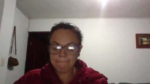 Snapshot of lau16310 chatting on January 17, 11:41 pm Laura online show from January 17, 11:41 pm