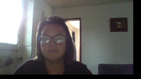 Snapshot of lau16310 chatting on May 24, 8:36 pm Laura online show from May 24, 8:36 pm
