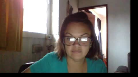 Snapshot of lau16310 chatting on May 28, 8:28 pm Laura online show from May 28, 8:28 pm