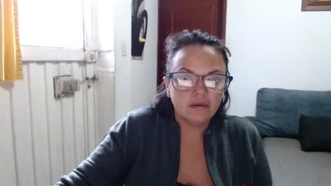 Snapshot of lau16310 chatting on July 21, 11:07 pm Laura online show from July 21, 11:07 pm