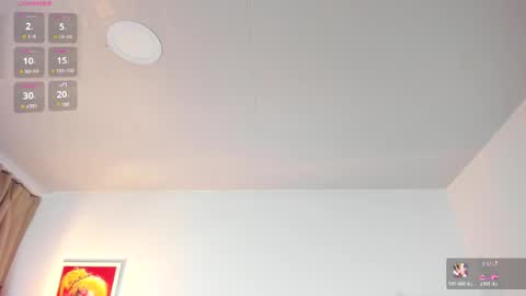 Snapshot of laukyubey1 chatting on May 16, 1:02 am laukyubey1 online show from May 16, 1:02 am