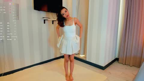 Lauma online show from February 28, 5:08 am