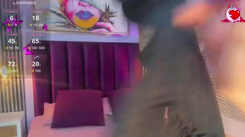 Laura online show from October 28, 1:03 pm