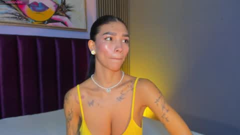 Laura online show from April 3, 12:36 pm