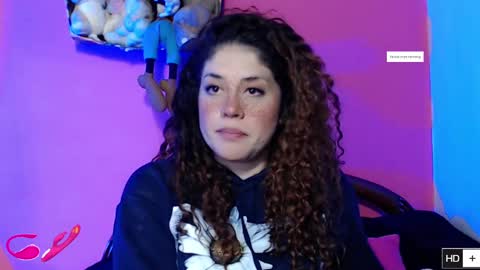 weedcam Curly Laura OF    online show from September 10, 12:21 am