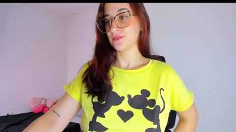Snapshot of laura_ivy chatting on June 17, 1:12 pm LauraIvy online show from June 17, 1:12 pm