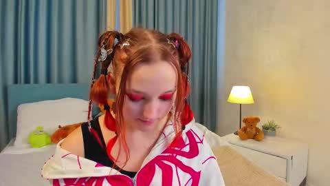 Snapshot of laura_kelley1 chatting on November 14, 8:02 am laura_kelley1 online show from November 14, 8:02 am