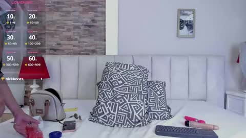laura latinhot online show from May 20, 8:59 pm