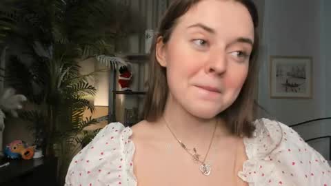 Snapshot of laura_mutti chatting on May 29, 3:54 pm Samantha online show from May 29, 3:54 pm