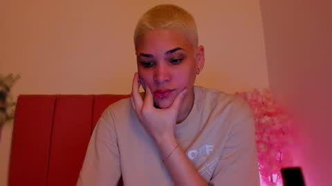 Laura Rose online show from January 18, 6:12 pm