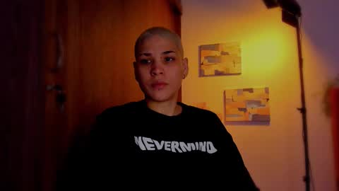 Laura Rose online show from March 12, 6:03 pm