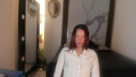 laura_serena online show from April 1, 11:22 am