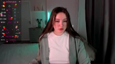 Snapshot of lauraa_collins chatting on March 16, 1:00 am kate online show from March 16, 1:00 am