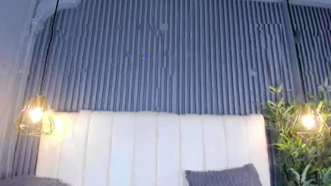 Snapshot of lauracarther chatting on April 18, 7:58 pm LauraCarther online show from April 18, 7:58 pm
