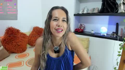 Laura online show from April 18, 4:05 am