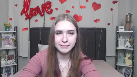 Snapshot of laurahlot chatting on March 8, 2:04 am LauraHlot online show from March 8, 2:04 am