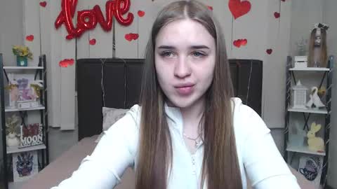 Snapshot of laurahlot chatting on March 18, 7:06 pm LauraHlot online show from March 18, 7:06 pm