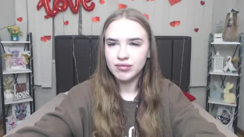 Snapshot of laurahlot chatting on April 11, 6:01 pm LauraHlot online show from April 11, 6:01 pm