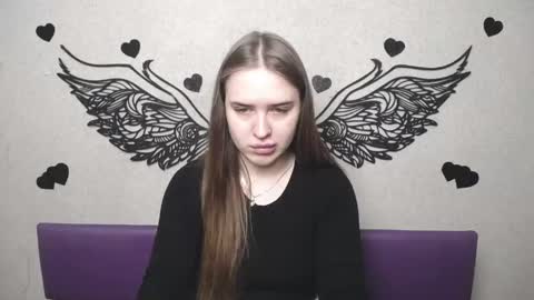 Snapshot of laurahlot chatting on April 28, 5:56 am LauraHlot online show from April 28, 5:56 am