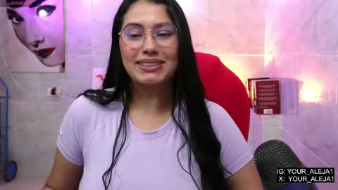 Snapshot of lauraruiz1 chatting on May 15, 10:50 pm Aleja online show from May 15, 10:50 pm