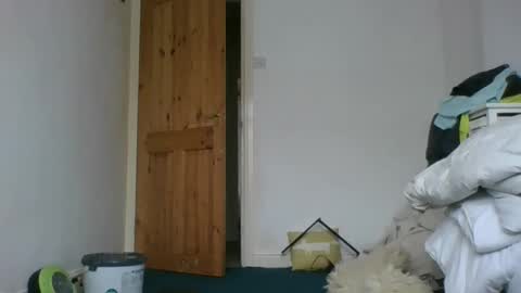 Snapshot of lauratedomm chatting on March 9, 11:36 am lauratedomm online show from March 9, 11:36 am