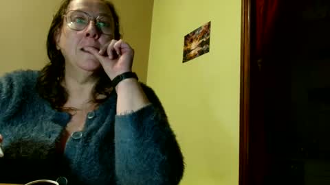 Snapshot of laureanne50 chatting on December 2, 9:06 pm laureanne online show from December 2, 9:06 pm