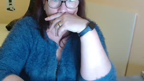 Snapshot of laureanne50 chatting on December 14, 3:15 pm laureanne online show from December 14, 3:15 pm