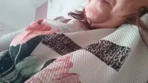 Snapshot of laureanne50 chatting on January 5, 1:15 pm laureanne online show from January 5, 1:15 pm