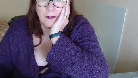 Snapshot of laureanne50 chatting on January 27, 2:13 pm laureanne online show from January 27, 2:13 pm