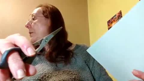 Snapshot of laureanne50 chatting on February 2, 8:30 pm laureanne online show from February 2, 8:30 pm