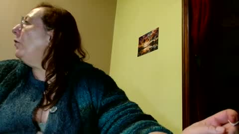 Snapshot of laureanne50 chatting on February 11, 8:31 pm laureanne online show from February 11, 8:31 pm