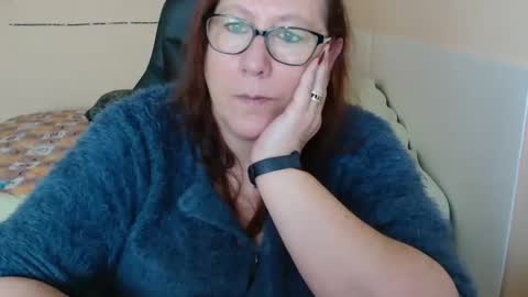 Snapshot of laureanne50 chatting on March 1, 10:34 am laureanne online show from March 1, 10:34 am