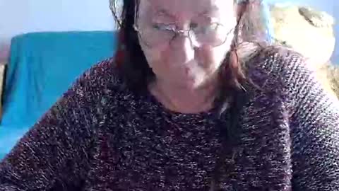 Snapshot of laureanne50 chatting on November 9, 10:57 am laureanne online show from November 9, 10:57 am
