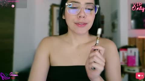 Lauren online show from April 11, 3:49 pm