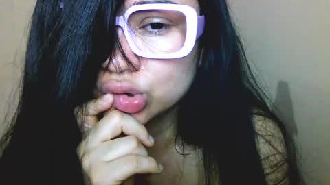 onlyfan laureng7 - 7 laureng2 online show from April 13, 3:17 pm