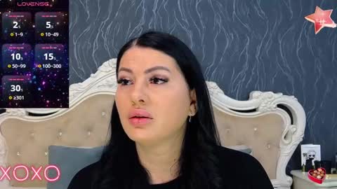 Snapshot of laurenjenssen chatting on February 9, 7:49 am Laura online show from February 9, 7:49 am