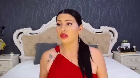 Laura online show from June 19, 11:47 am