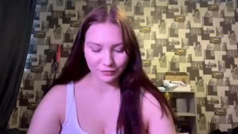 Snapshot of laurenjungling chatting on September 16, 4:19 pm Hannah online show from September 16, 4:19 pm