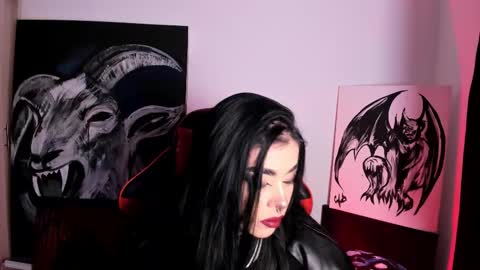 Snapshot of laurenrousexx chatting on October 2, 1:12 am LAUREN INDEPENDENT MODEL HELP ME REACH 100 LIKES PLS online show from October 2, 1:12 am