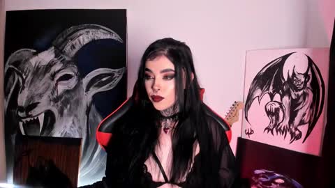 Snapshot of laurenrousexx chatting on October 18, 3:53 am LAUREN INDEPENDENT MODEL HELP ME REACH 100 LIKES PLS online show from October 18, 3:53 am