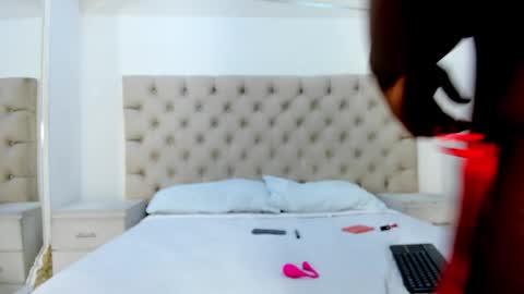 Lauren  online show from March 5, 10:17 pm