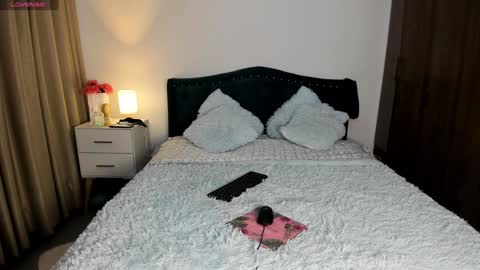 daniela angel     online show from January 28, 11:06 am