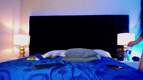 Snapshot of laurent_morris chatting on February 12, 3:51 pm L A U R E N T M O R R I S online show from February 12, 3:51 pm