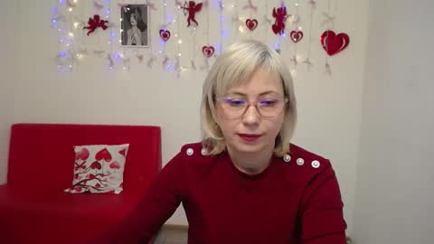 Lauren online show from February 3, 6:40 am