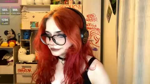 Snapshot of laurettecipro chatting on June 14, 2:24 am Eva online show from June 14, 2:24 am