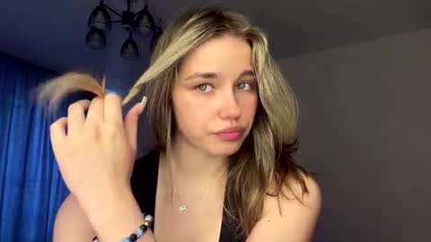 Bella online show from June 28, 1:17 pm
