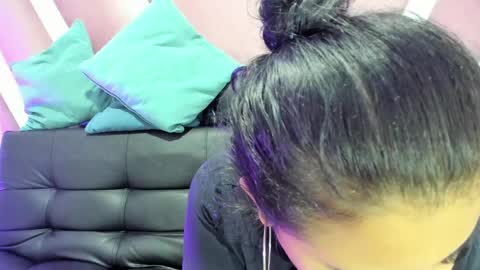 Snapshot of laurynjeffers chatting on April 16, 1:28 am LaurynJeffers online show from April 16, 1:28 am